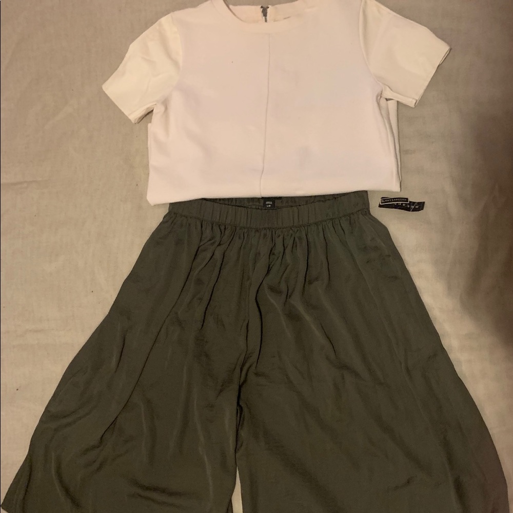 Wide leg pants